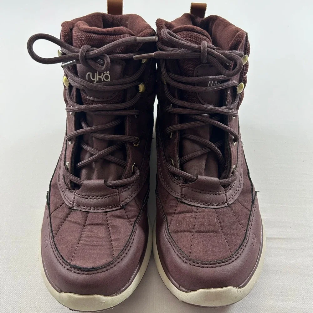 Ryka Winter Boots Women 8.5 Burgundy Quilted Lace Up Cold Weather Ankle Boots